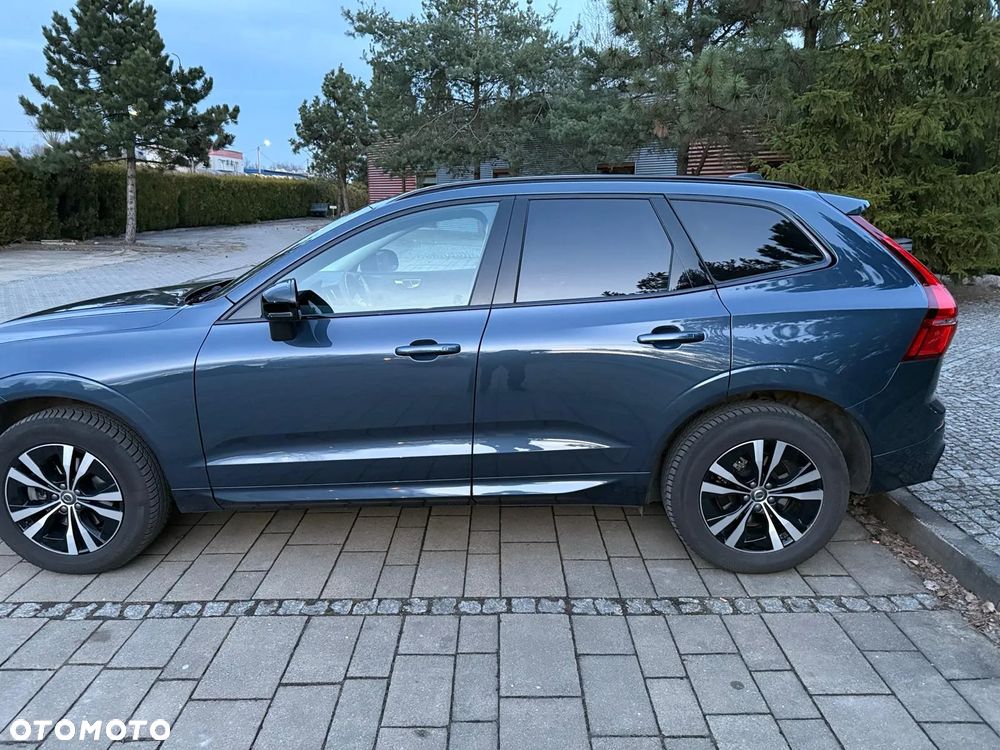 Volvo XC 60 B5 B AWD Ultra Dark - 3