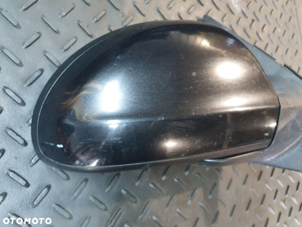 LUSTERKO PRAWE 5 PIN KIA CEED I 06-12 EUROPA - 2
