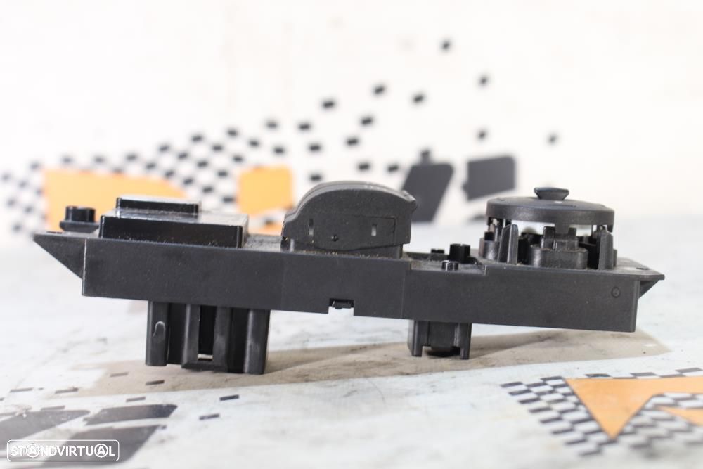 Botões / Comandos / Interruptorres Dos Vidros Ford Focus Iii  Am5t14a1 - 3