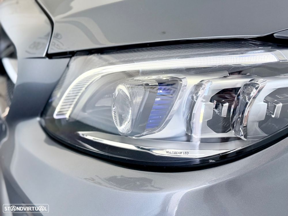 Mercedes-Benz C 300 de AMG Line - 10