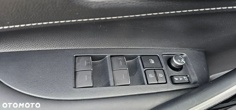 Toyota Corolla 1.8 Hybrid GPF Comfort - 10