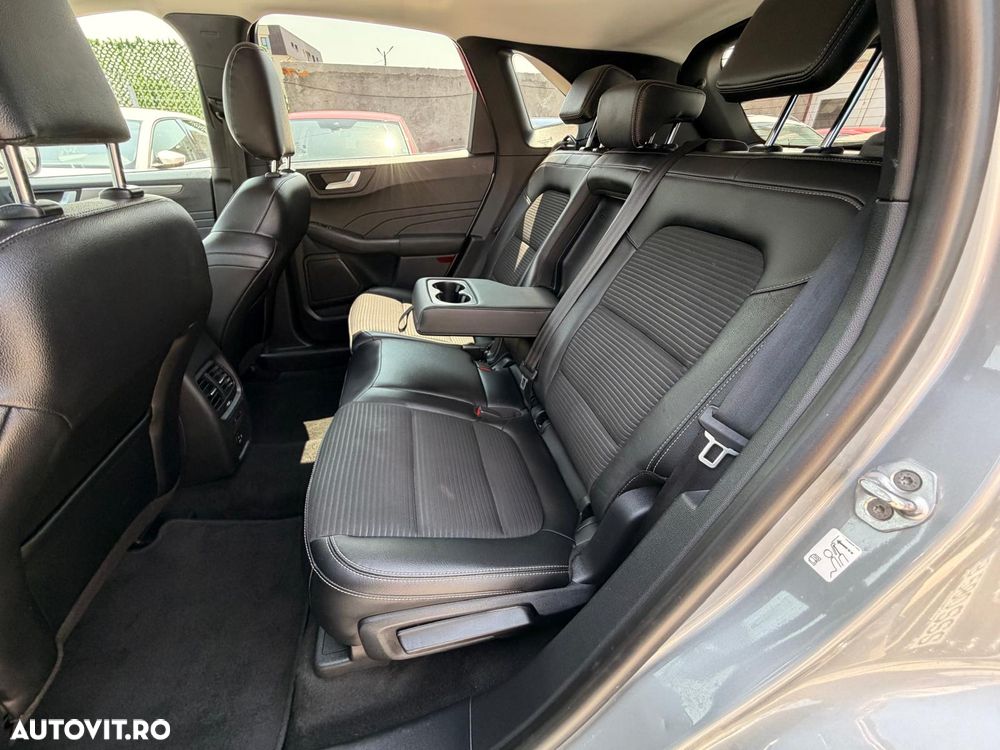 Ford Kuga 2.5 Duratec PHEV Titanium X - 19