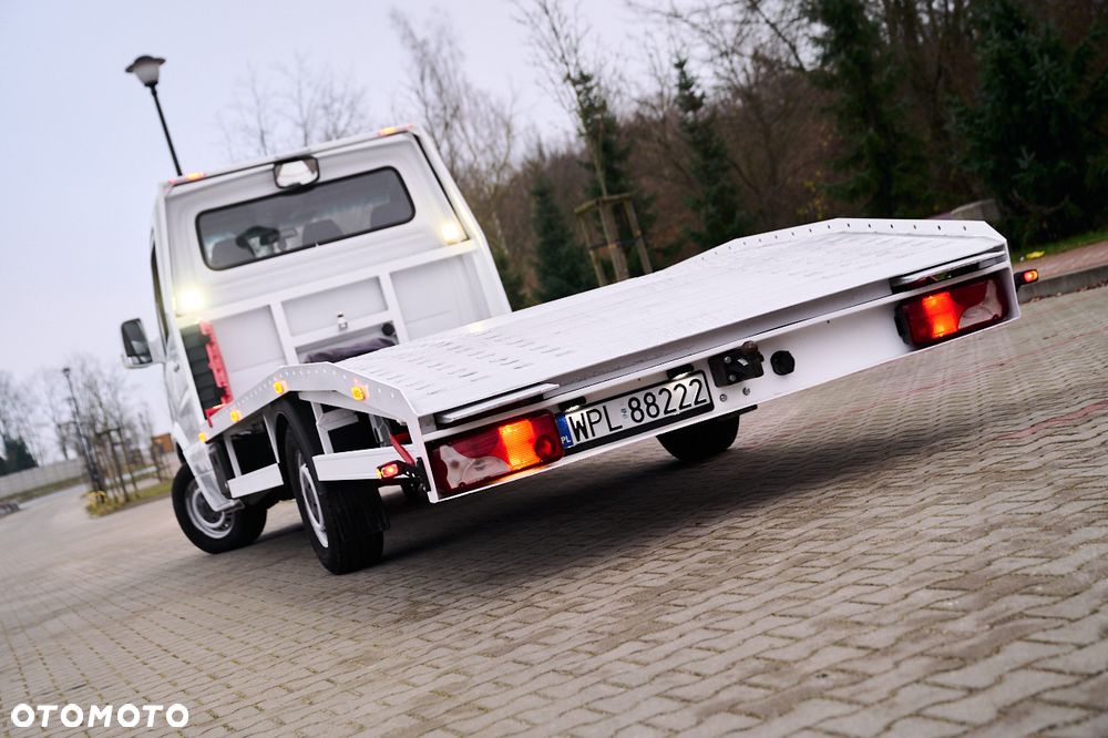 Mercedes-Benz SPRINTER - 2