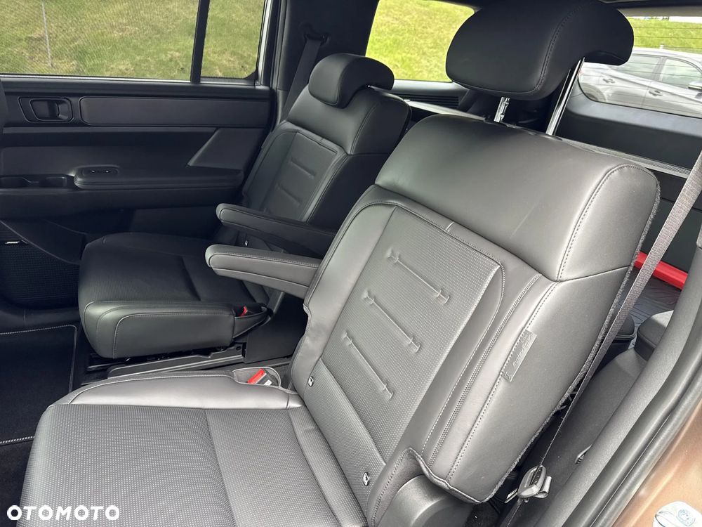 Hyundai Santa Fe 1.6 T-GDI PHEV Calligraphy 4WD 7os - 17