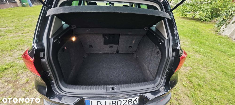 Volkswagen Tiguan - 5