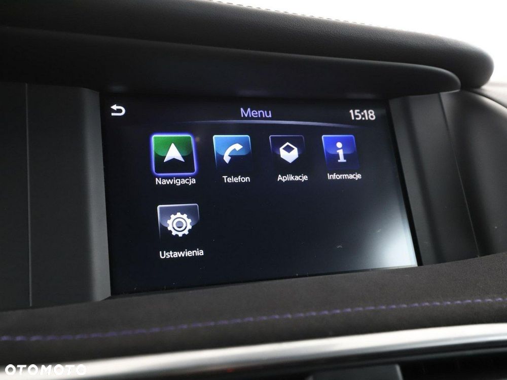 Infiniti Q30 2.0t Sport AWD 7DCT - 24