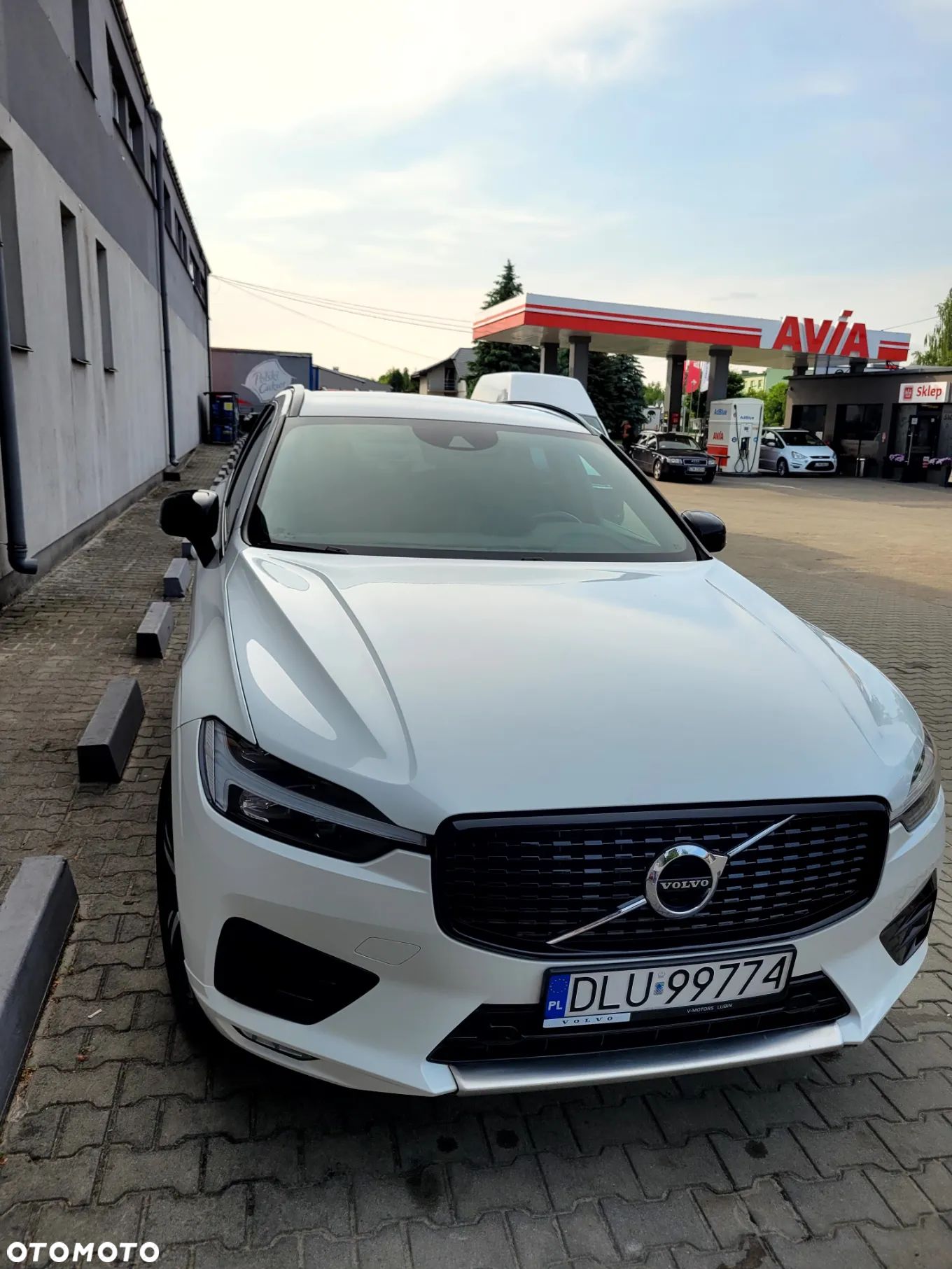 Volvo XC 60 T4 R-Design - 1