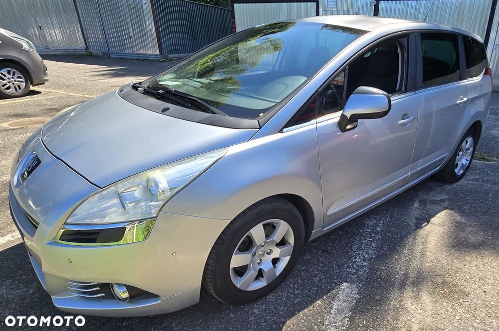 Peugeot 5008 - 2