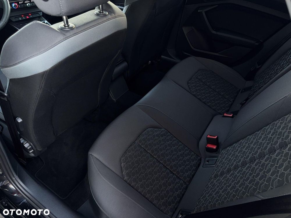 Audi A1 Sportback 35 TFSI Advanced S tronic - 11