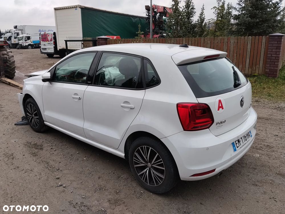 Volkswagen Polo 1.2 TSI Blue Motion Technology MATCH - 5