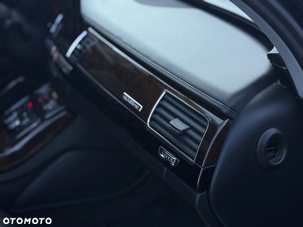 Audi A8 - 28