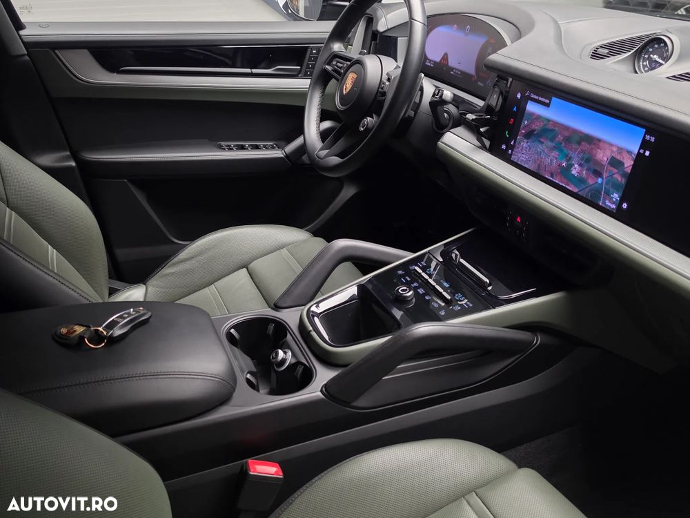 Porsche Cayenne Coupe Black Edition - 22