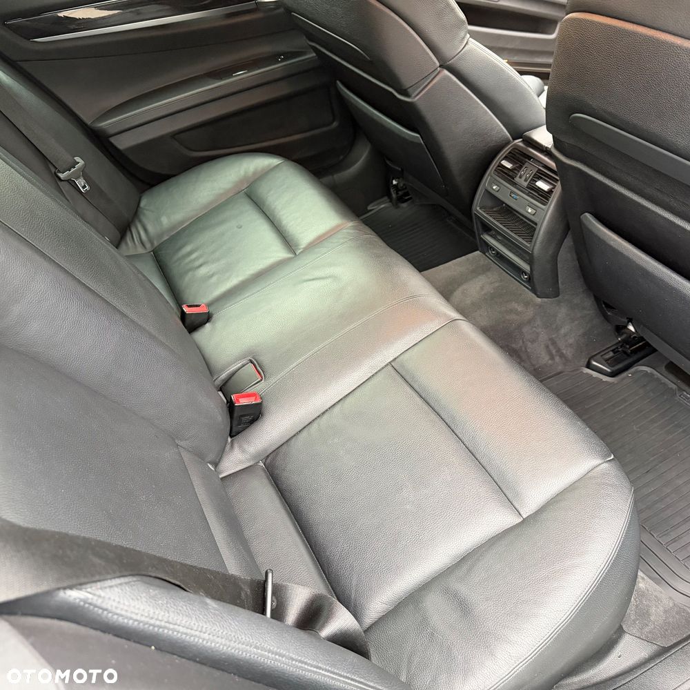 BMW Seria 7 740d xDrive - 10