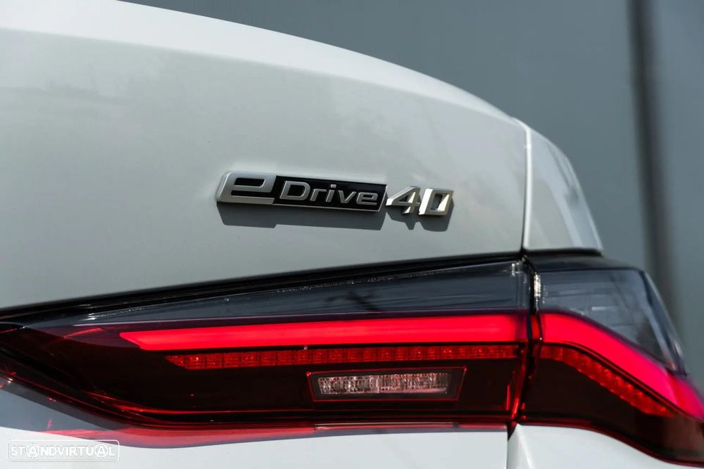 BMW i4 eDrive40 Pack Desportivo M - 41