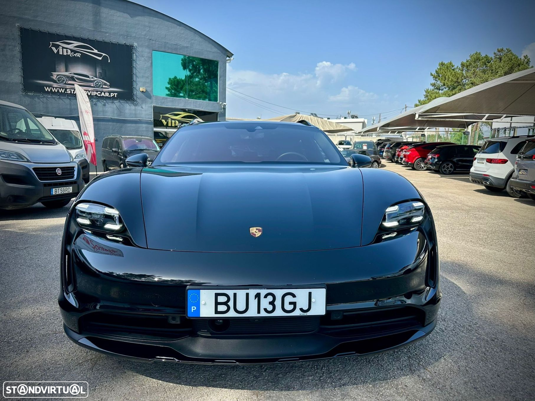 Porsche Taycan Cross Turismo - 2