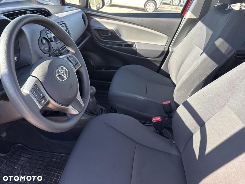 Toyota Yaris 1.0 Active - 12