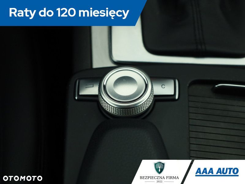 Mercedes-Benz Klasa E - 16