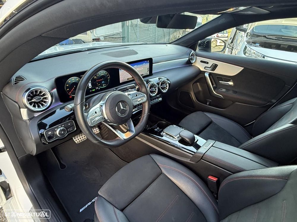 Mercedes-Benz CLA 250 e 8G-DCT AMG Line - 22