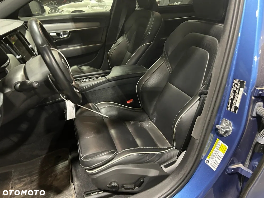 Volvo S90 T6 AWD R-Design - 26
