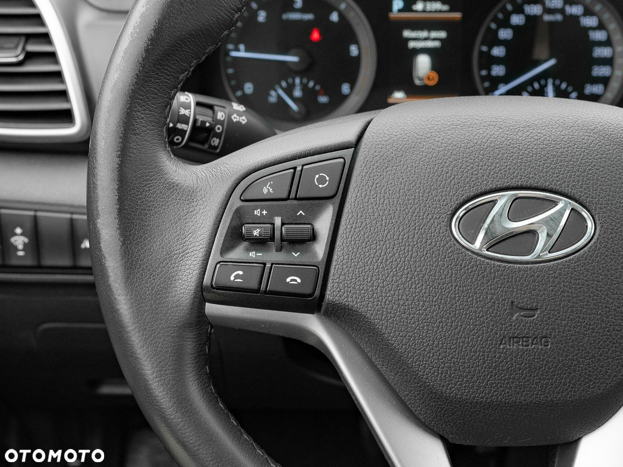 Hyundai Tucson 1.6 CRDi Style 2WD DCT - 17
