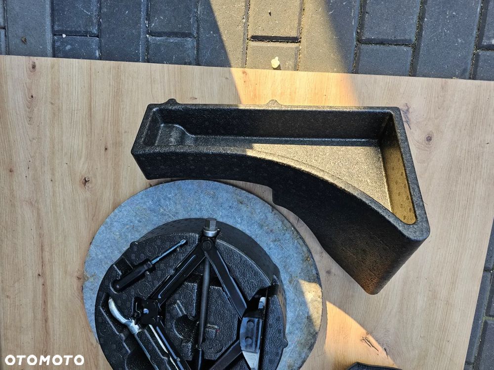 KOŁO DOJAZDOWE ZAPASOWE ZESTAW KLUCZ LEWAREK STYROPIAN OPEL ASTRA J KOMBI 17 CALI 5x115 225/50/17 - 8