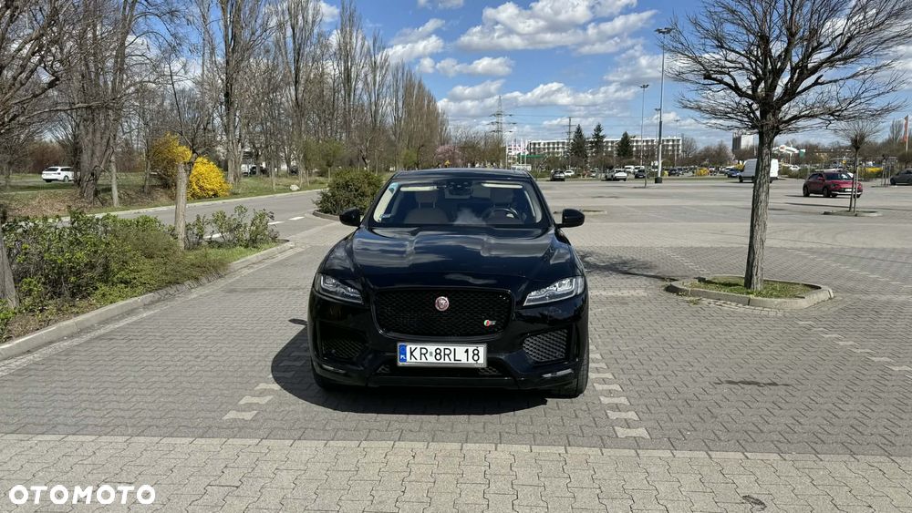 Jaguar F-Pace 30t AWD Prestige - 2