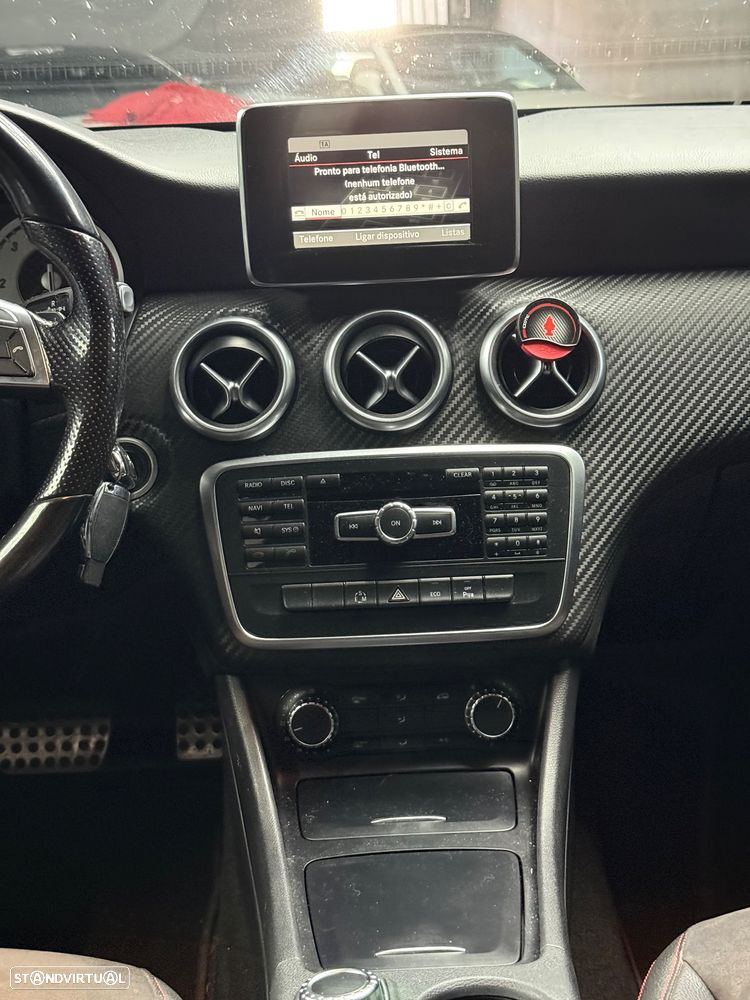 Mercedes-Benz A 200 d AMG Line Aut. - 11