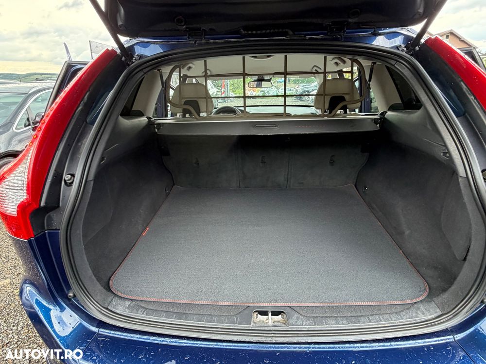 Volvo XC 60 D4 Geartronic Summum - 41