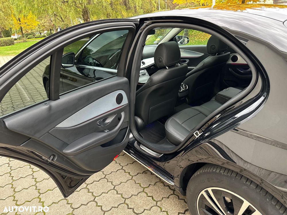 Mercedes-Benz E 220 d T 9G-TRONIC - 28