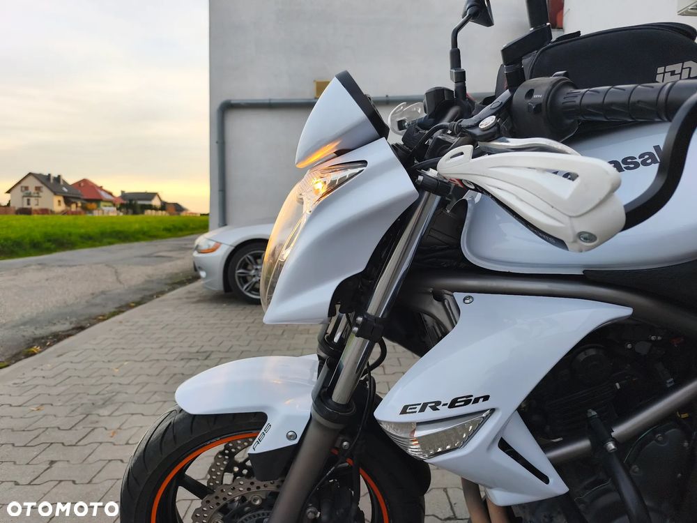 Kawasaki ER - 9