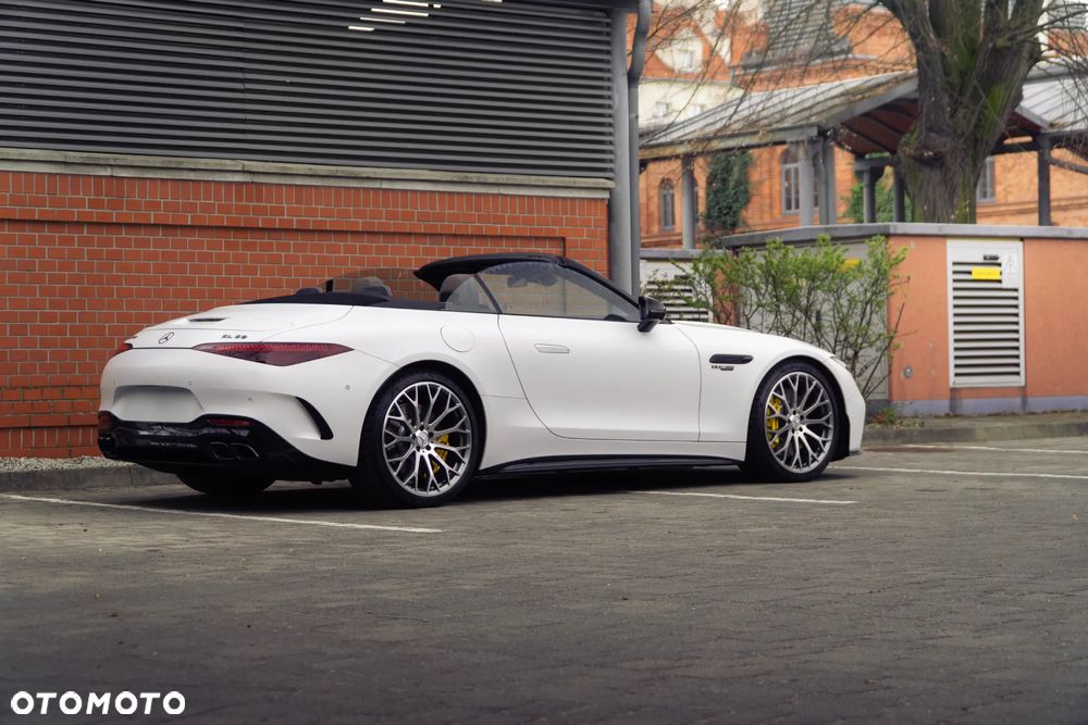 Mercedes-Benz SL AMG 63 4-Matic+ - 5