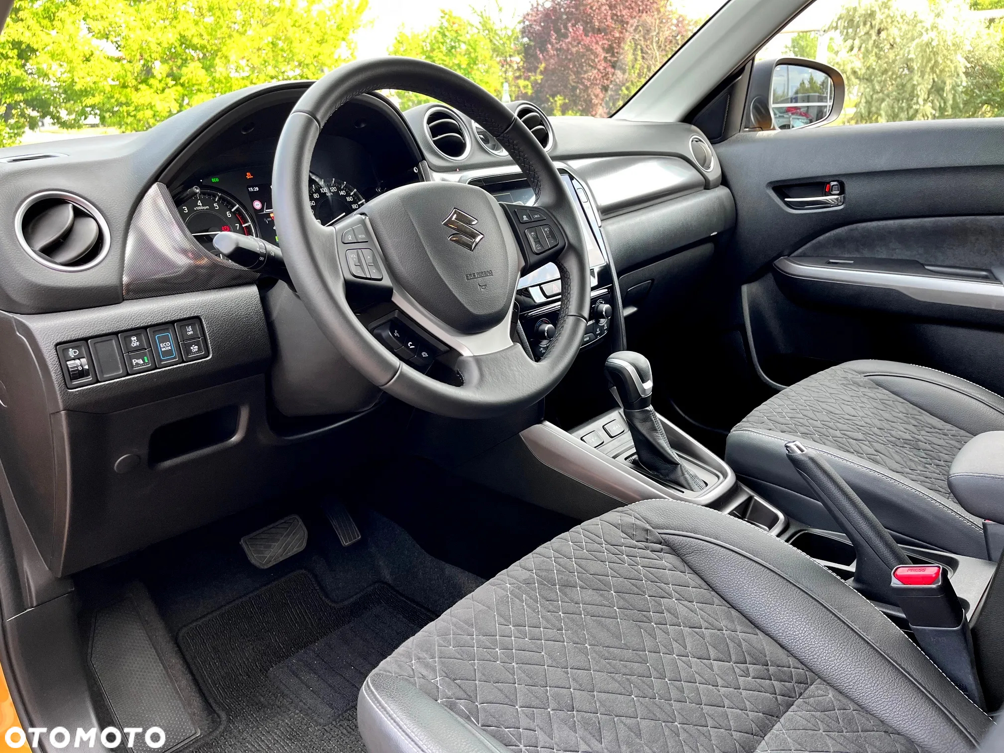 Suzuki Vitara 1.5 DualJet Hybrid Elegance 2WD AGS - 21