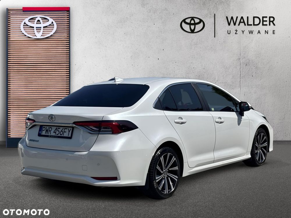 Toyota Corolla - 4