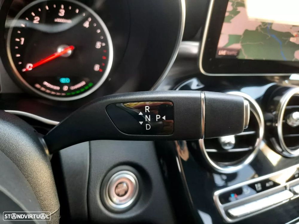 Mercedes-Benz C 300 de AMG Line - 10