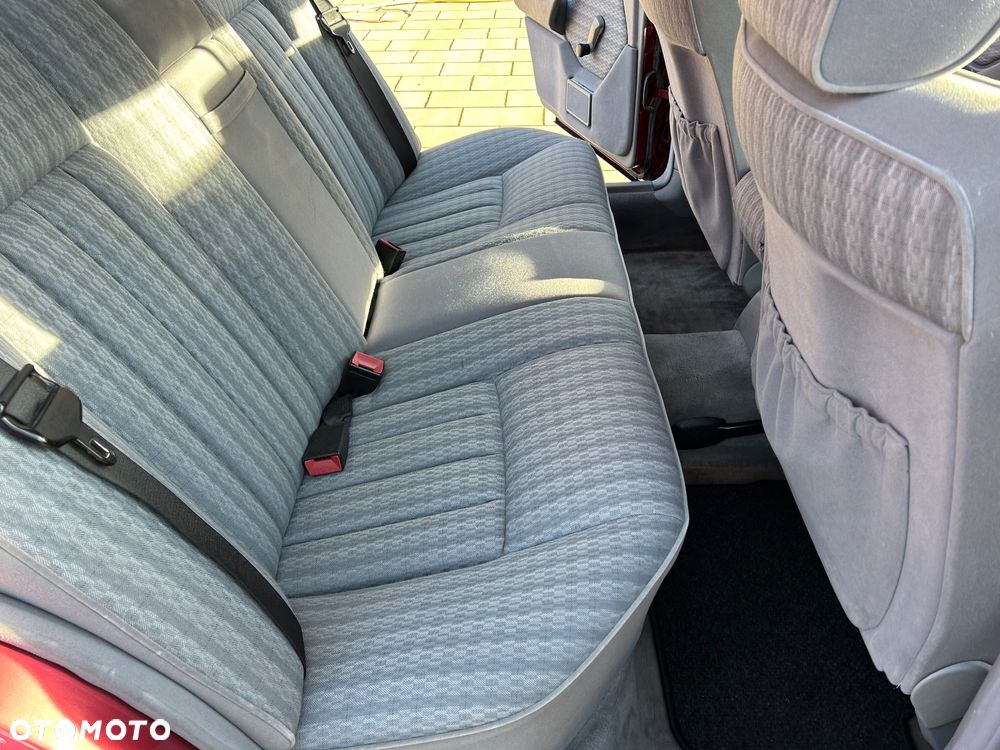 Mercedes-Benz W124 (1984-1993) - 20