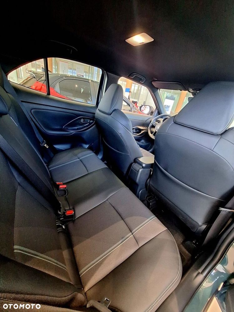 Toyota Yaris Cross Hybrid 1.5 Executive - 3