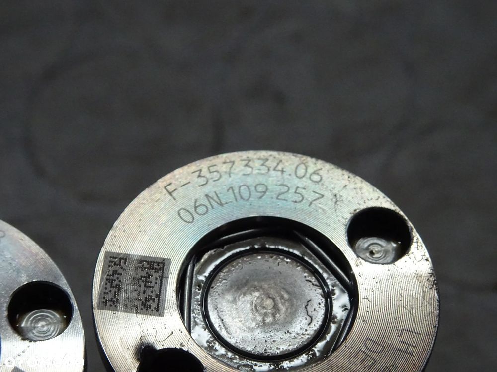 06N109257 nastawnik zawor walka rozrzadu 2.0 TFSI DNN DMS Audi A4 B9 A5 A6 C8 czesci - 2