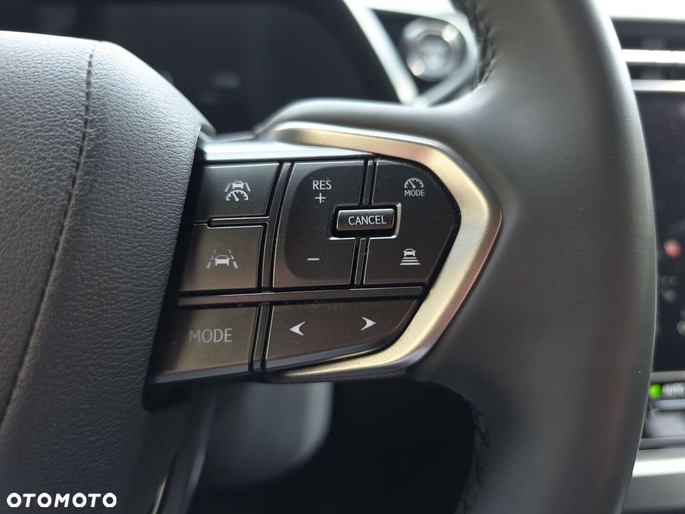 Lexus LBX 1.5 Hybrid Emotion - 13
