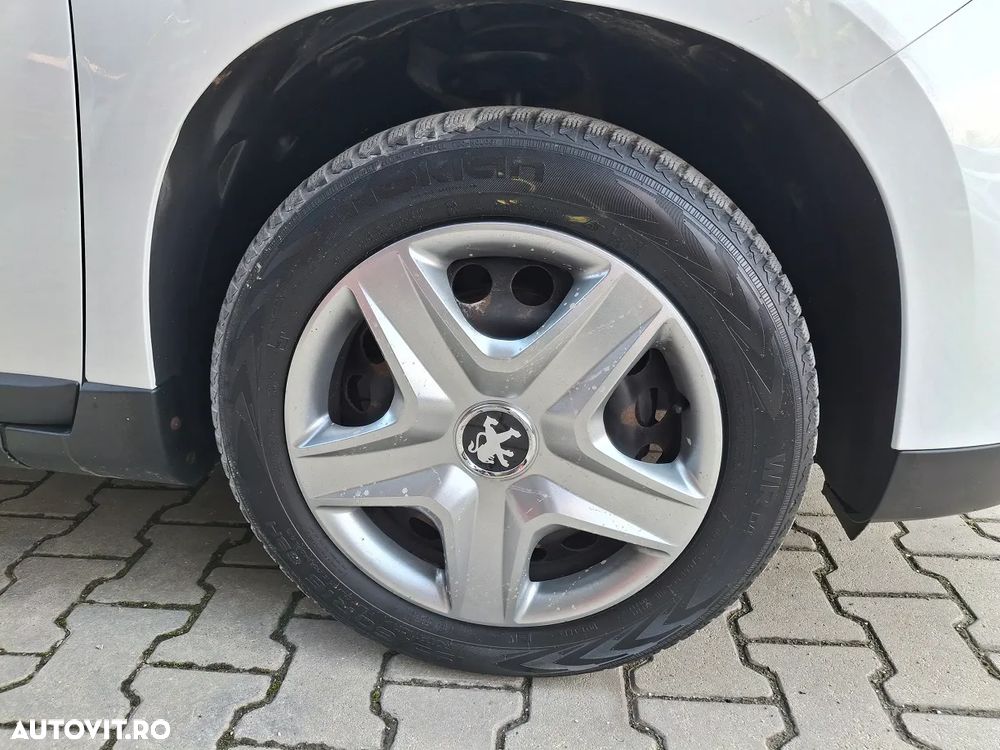 Peugeot 2008 1.5 BlueHDI FAP Active - 23