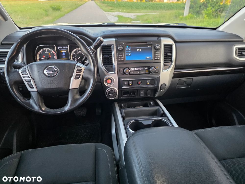 Nissan Titan - 9