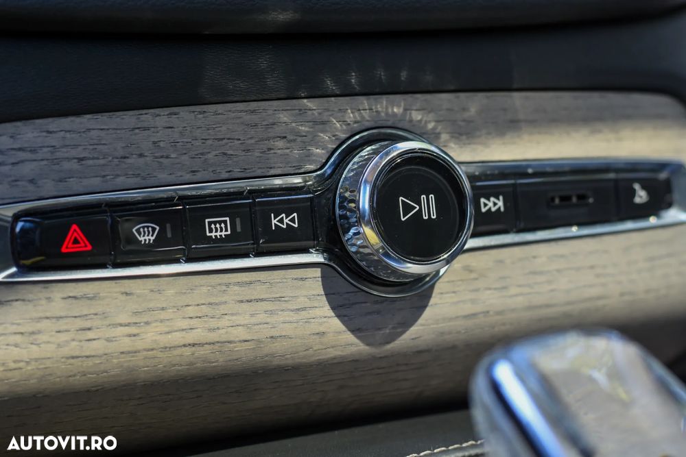 Volvo XC 90 Recharge T8 eAWD Inscription Expression - 23