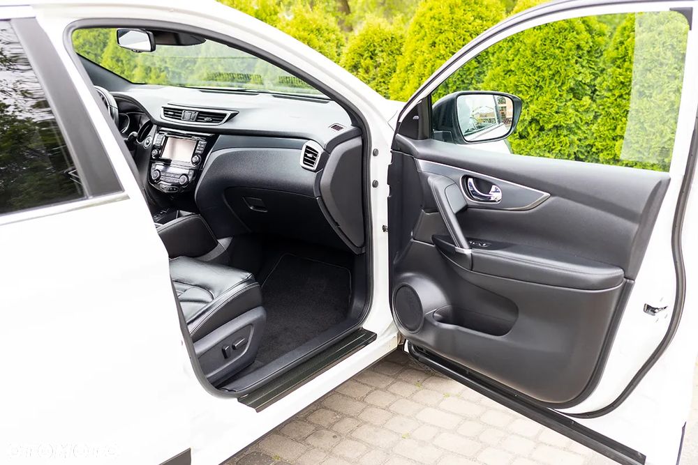 Nissan Qashqai 1.6 DIG-T Tekna+ - 19