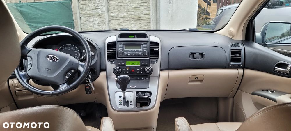 Kia Carnival 2.9 CRDi EX - 3