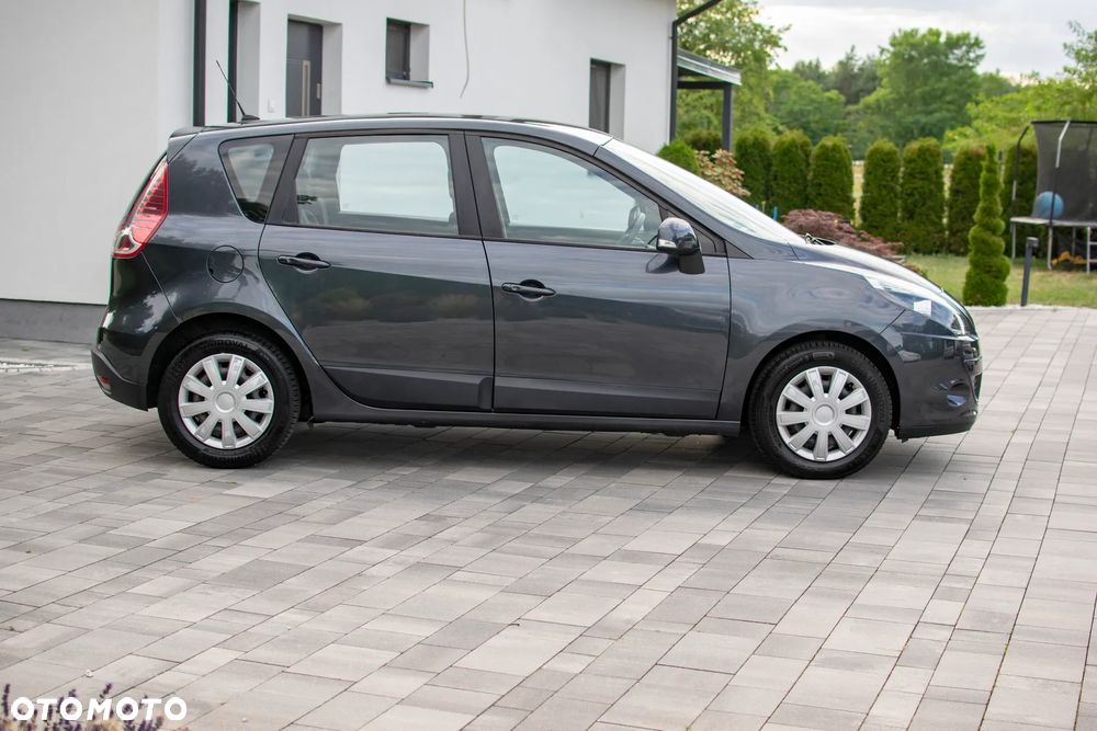 Renault Scenic - 17