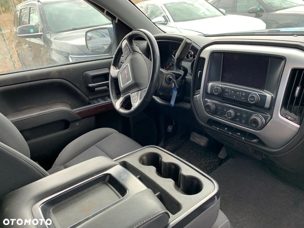 GMC Sierra - 18