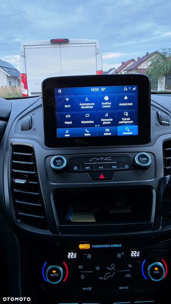 Ford Transit Connect - 6