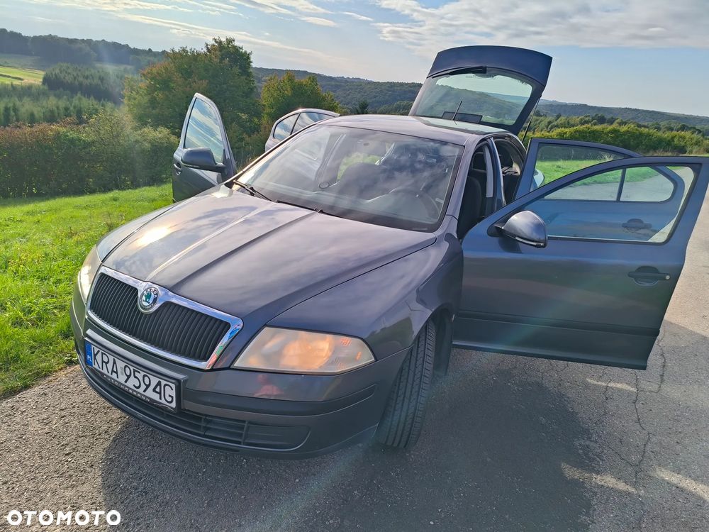 Skoda Octavia 1.6 - 8
