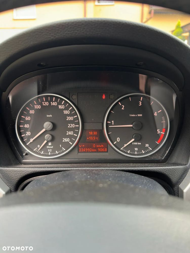 BMW Seria 3 320d - 12