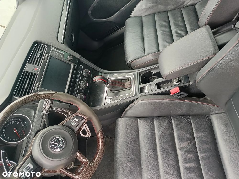 Volkswagen Golf GTI Performance BlueMotion Technology DSG - 11