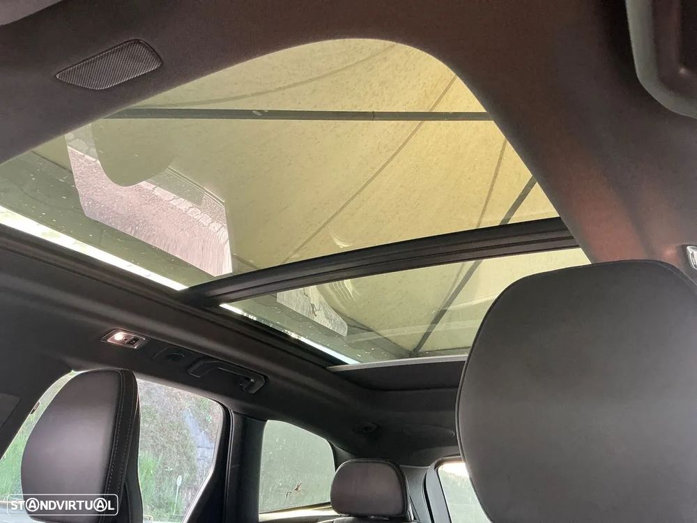 Volvo XC 60 2.0 B5 R-Design AWD - 9